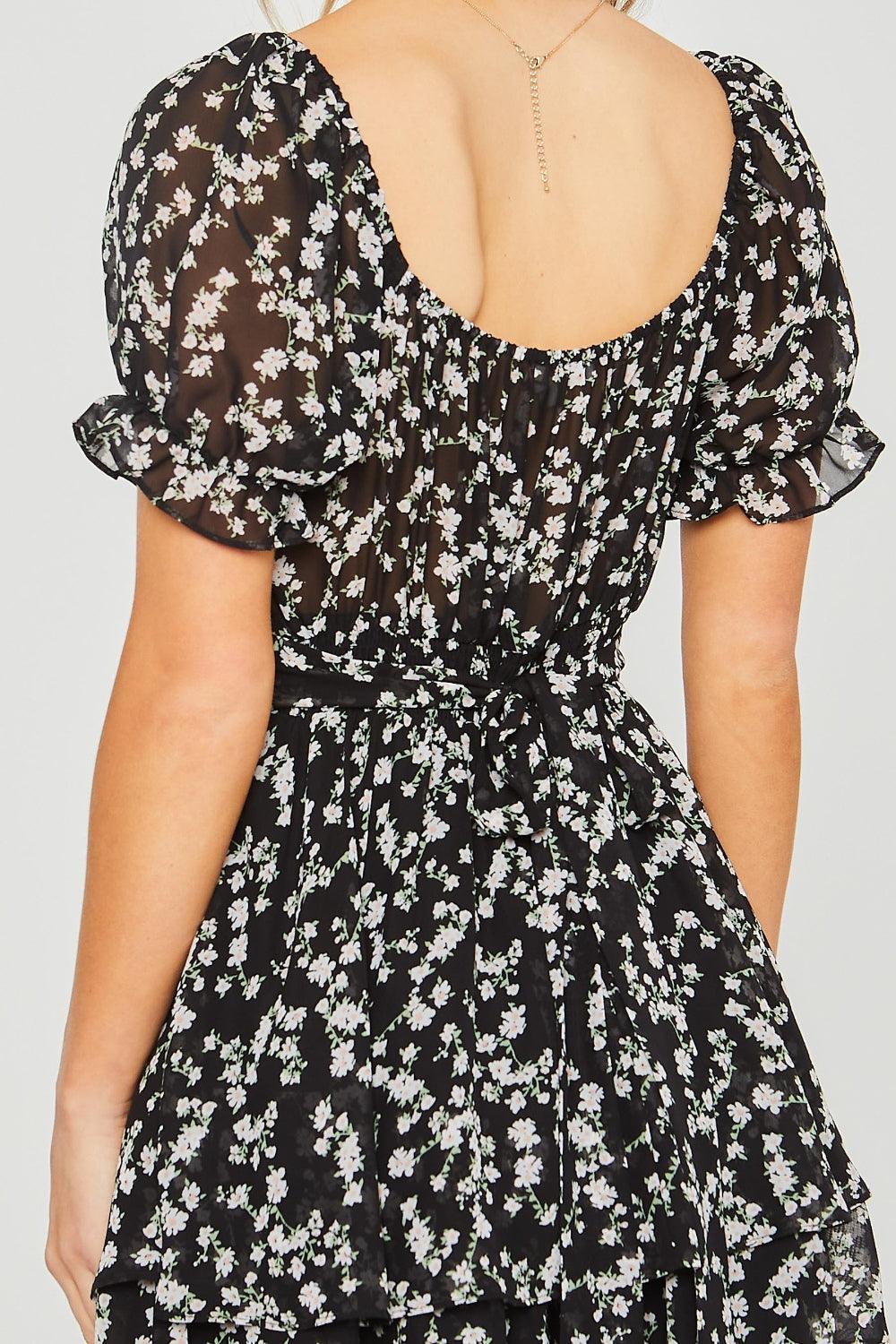 Love Tree Ditsy Floral Short Sleeve Romper - ClubOn