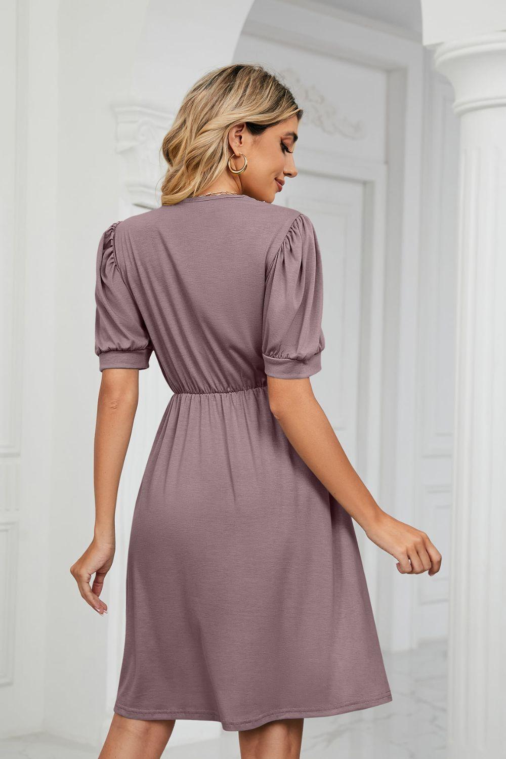 Contrast V-Neck Puff Sleeve Pocket Dress - ClubOn