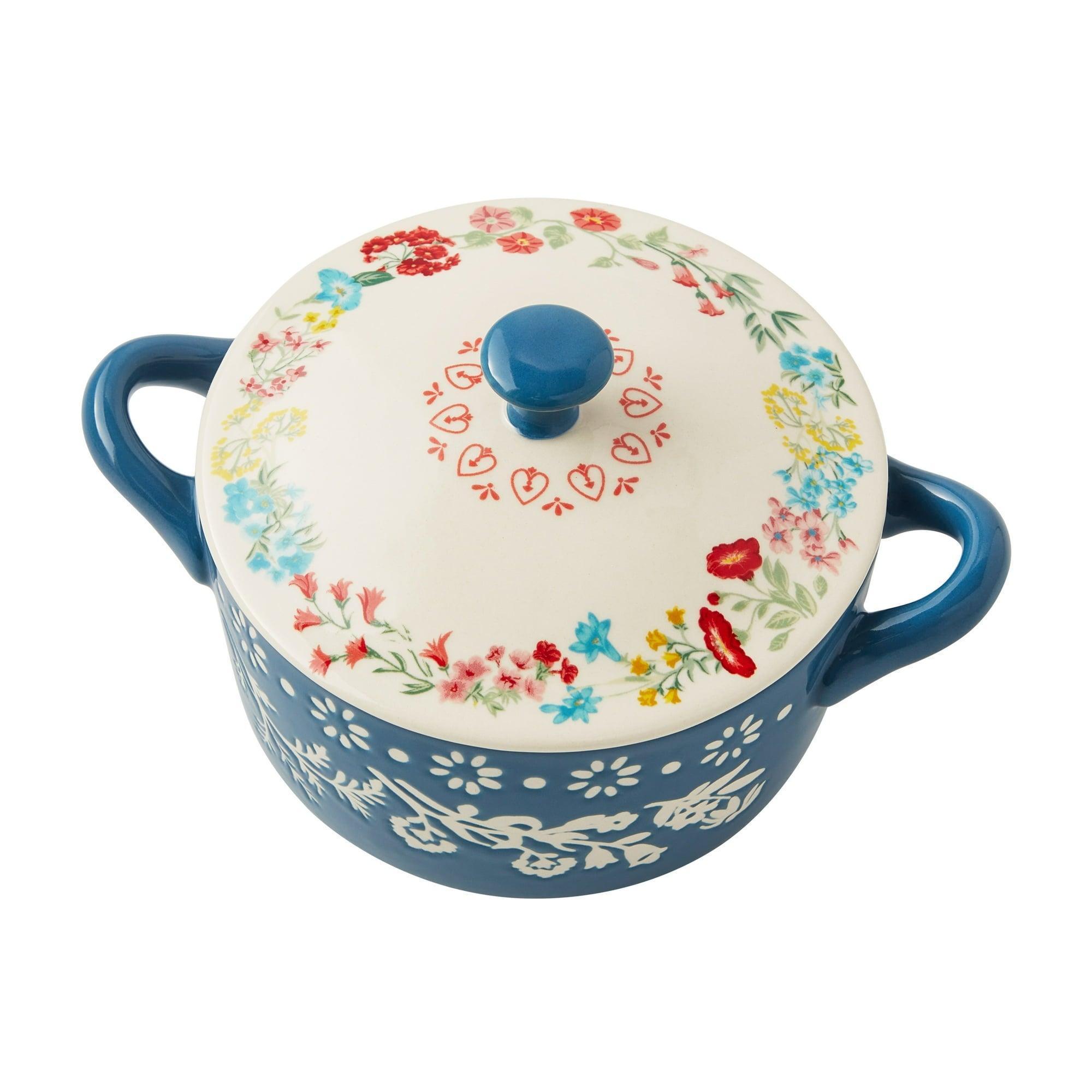 The Pioneer Woman Fancy Flourish Round Ceramic Mini Casserole Dish with Lid - ClubOn