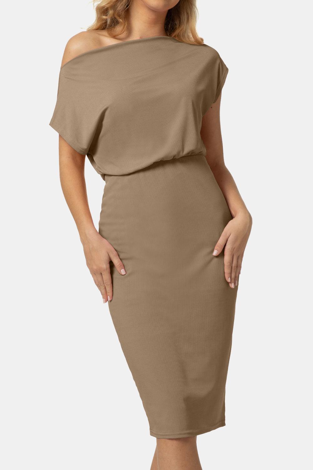 Boat Neck Short Sleeve Knee-Length Dress - ClubOn