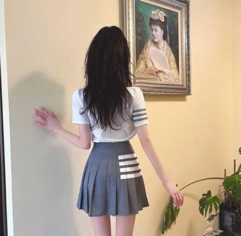 Pure Desire College Style JK Uniform Set – Women's Striped - ClubOn