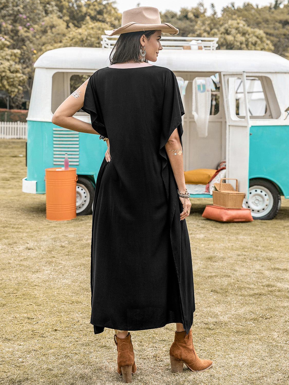 Contrast Trim Notched Slit Short Sleeve Midi Dress - ClubOn