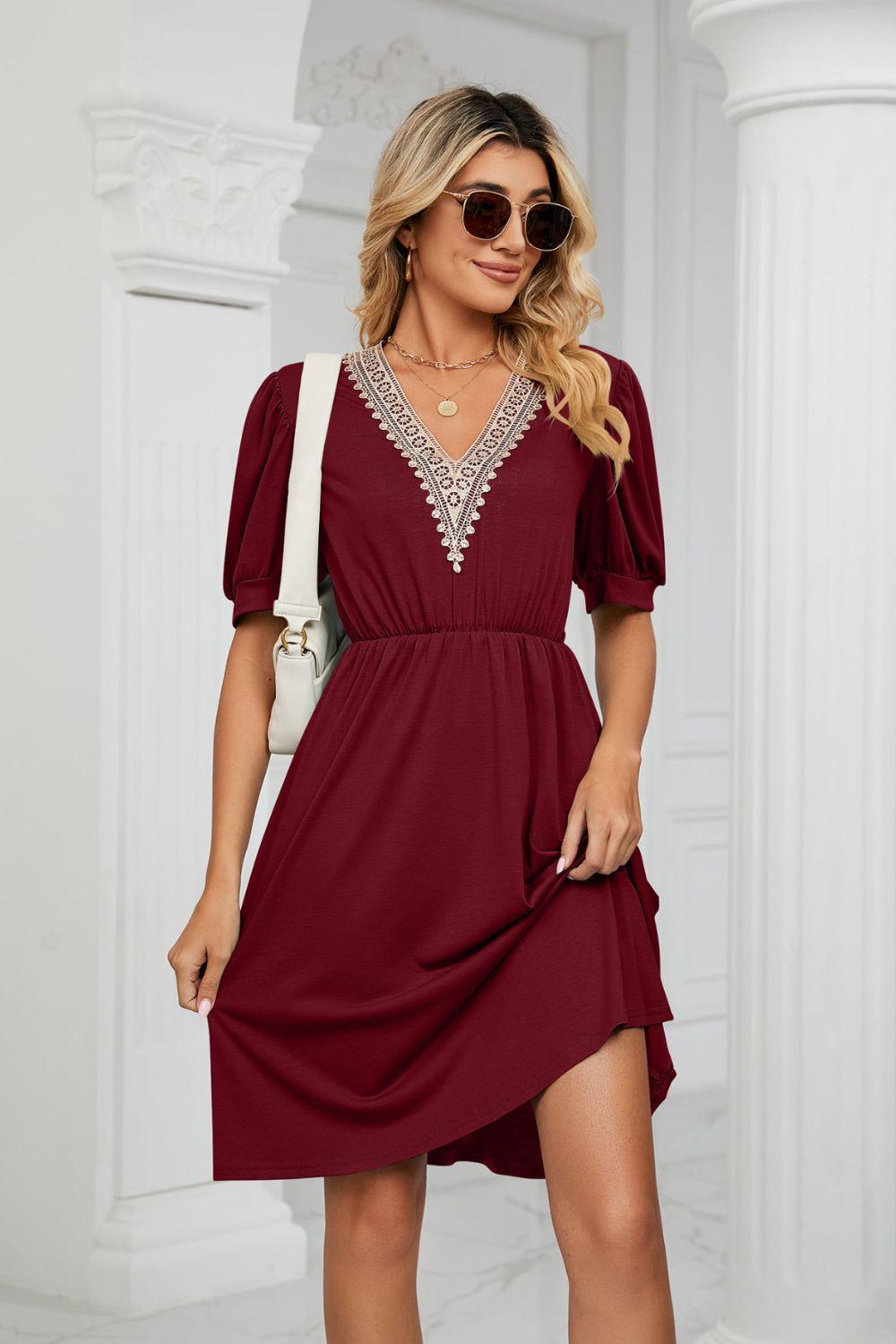 Contrast V-Neck Puff Sleeve Pocket Dress - ClubOn